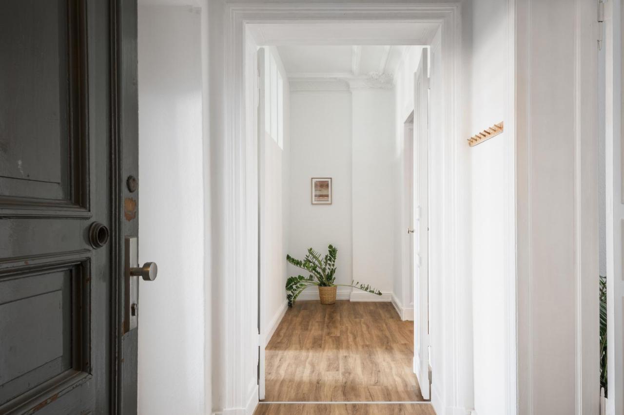 Riesiges Apartment Nahe Kudamm Sehr Schoner Altbau 123M2 Gross 12 Gaste Berlin Zewnętrze zdjęcie