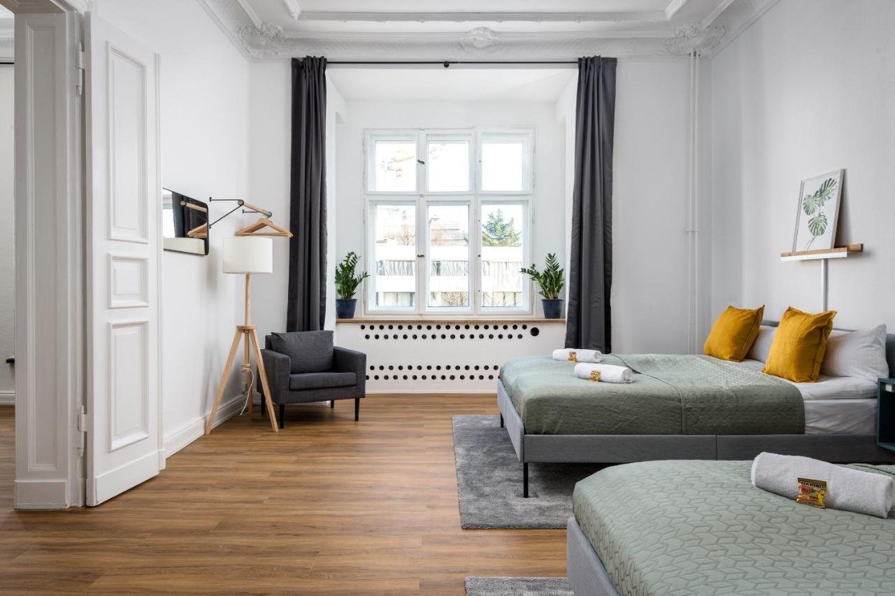 Riesiges Apartment Nahe Kudamm Sehr Schoner Altbau 123M2 Gross 12 Gaste Berlin Zewnętrze zdjęcie