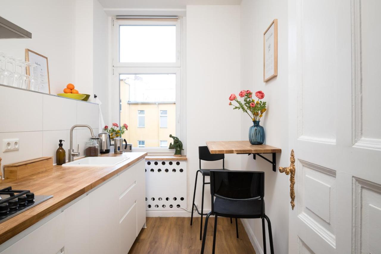 Riesiges Apartment Nahe Kudamm Sehr Schoner Altbau 123M2 Gross 12 Gaste Berlin Zewnętrze zdjęcie